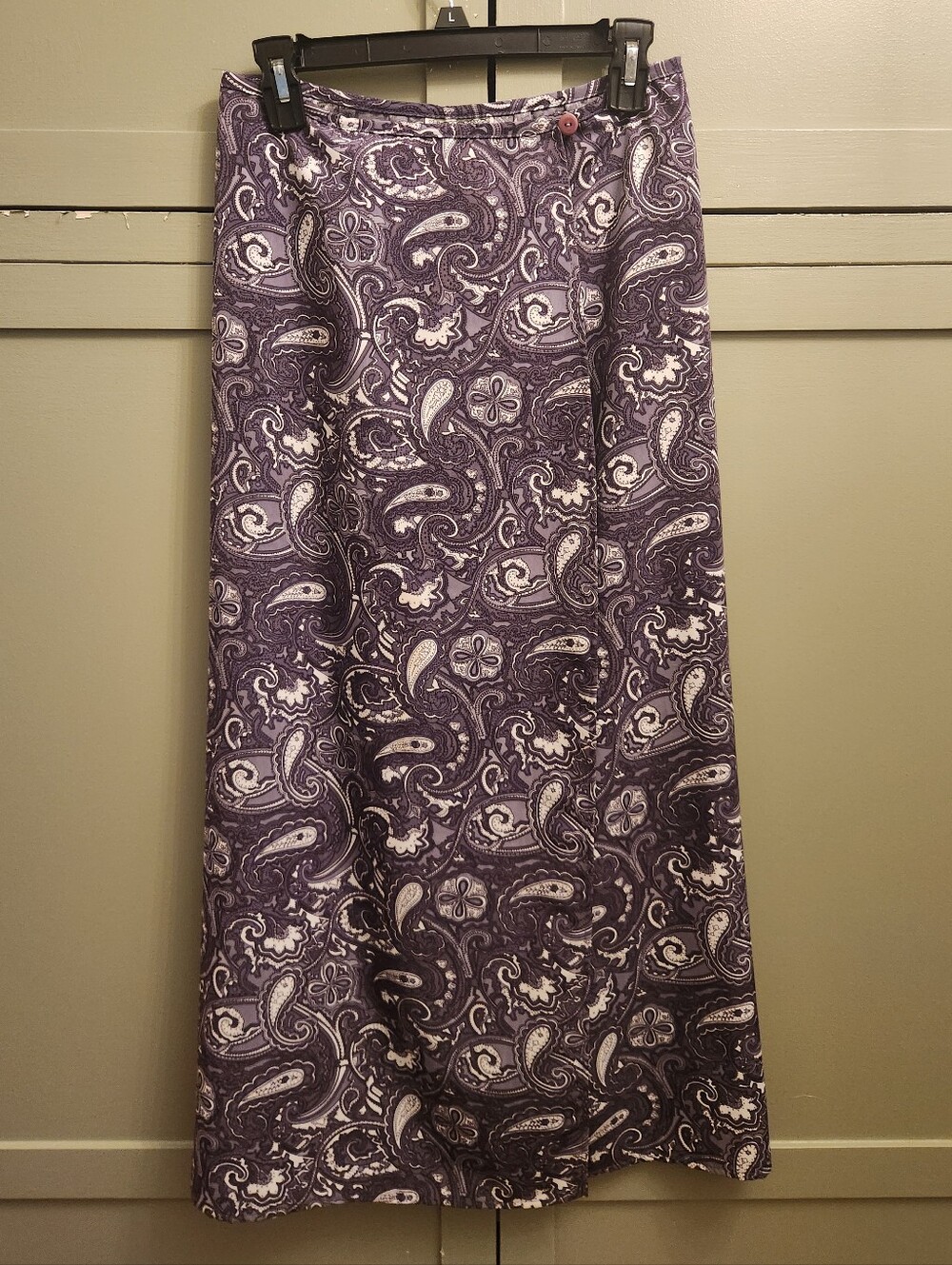 Ecru Purple Paisley Women's Wrap Skirt Set